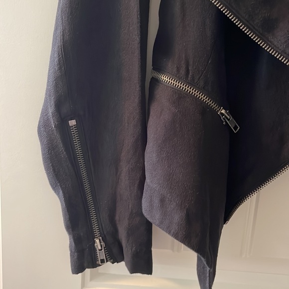 Jacket - Picture 3 of 4